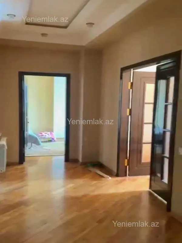 Satılır 2 otaqlı yeni tikili 100 m²