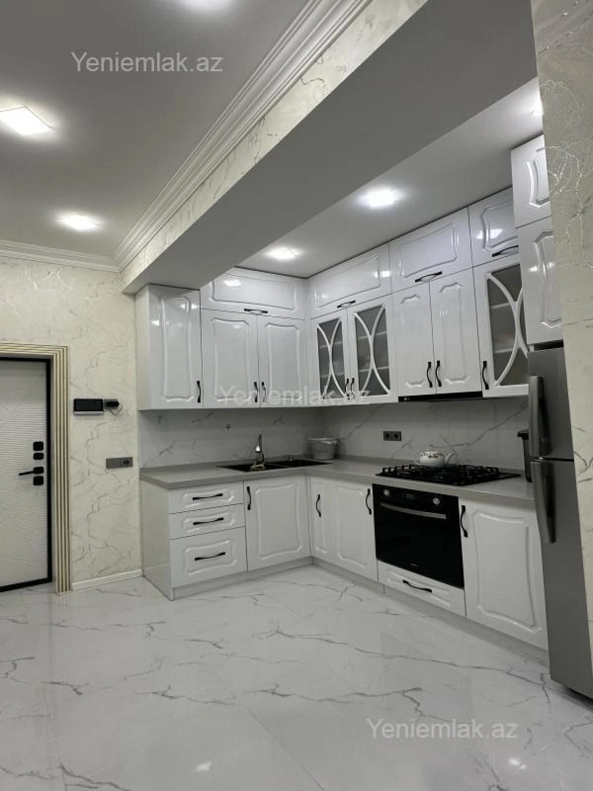 Satılır 2 otaqlı yeni tikili 85 m²