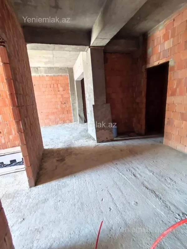 Satılır 3 otaqlı yeni tikili 88 m²