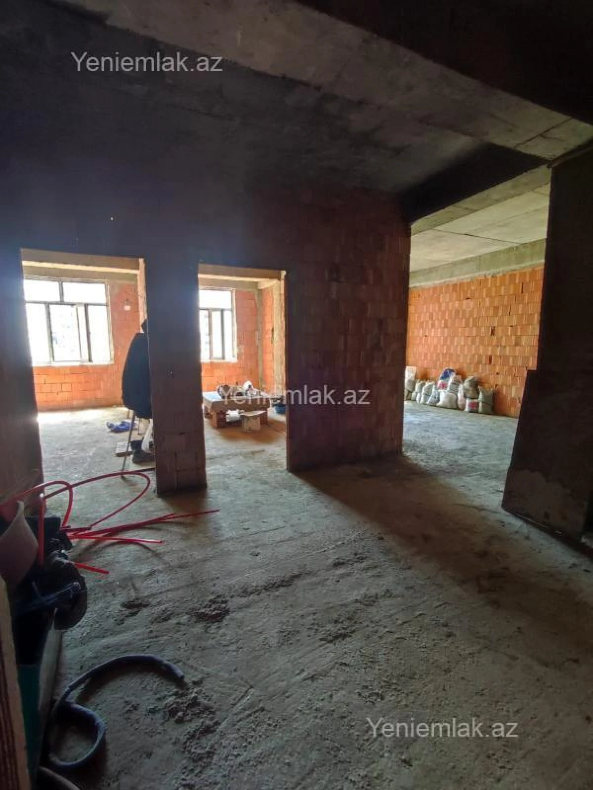 Satılır 3 otaqlı yeni tikili 88 m²