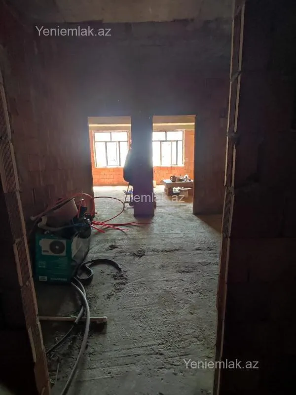 Satılır 3 otaqlı yeni tikili 88 m²