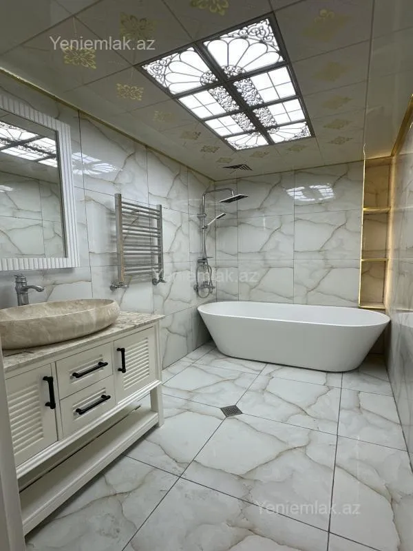 Satılır 4 otaqlı yeni tikili 156 m²