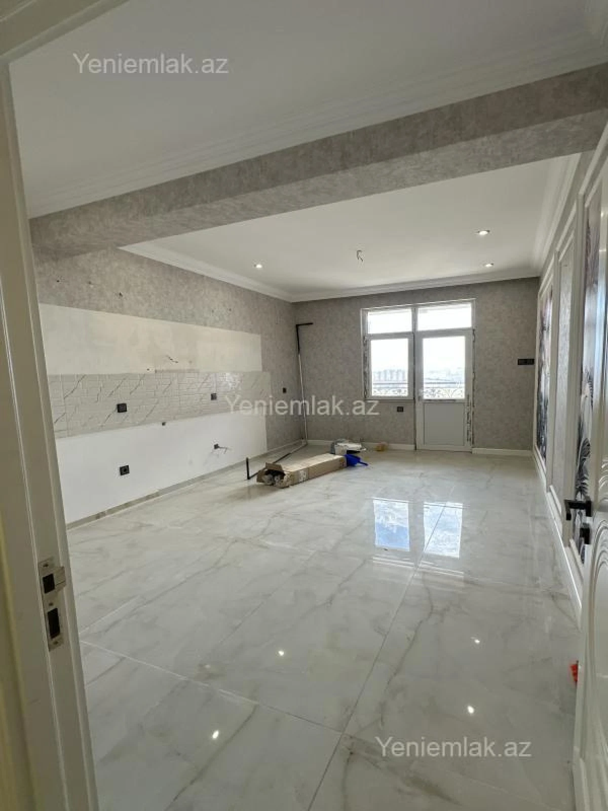 Satılır 4 otaqlı yeni tikili 156 m²