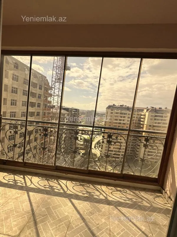 Satılır 4 otaqlı yeni tikili 156 m²