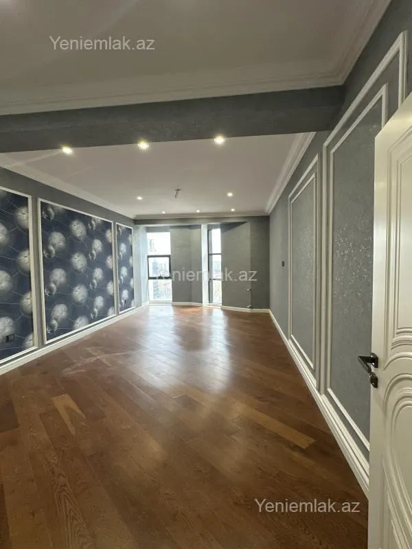 Satılır 4 otaqlı yeni tikili 156 m²