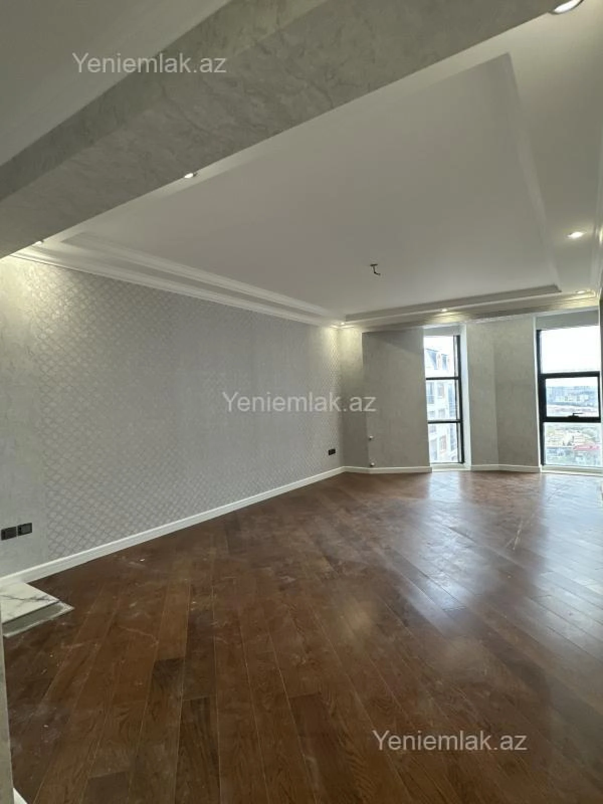 Satılır 4 otaqlı yeni tikili 156 m²