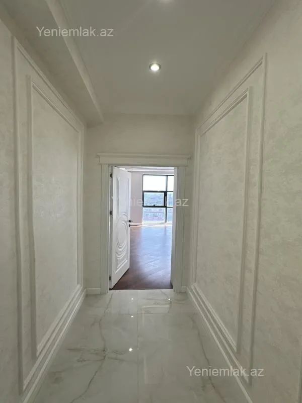 Satılır 4 otaqlı yeni tikili 156 m²