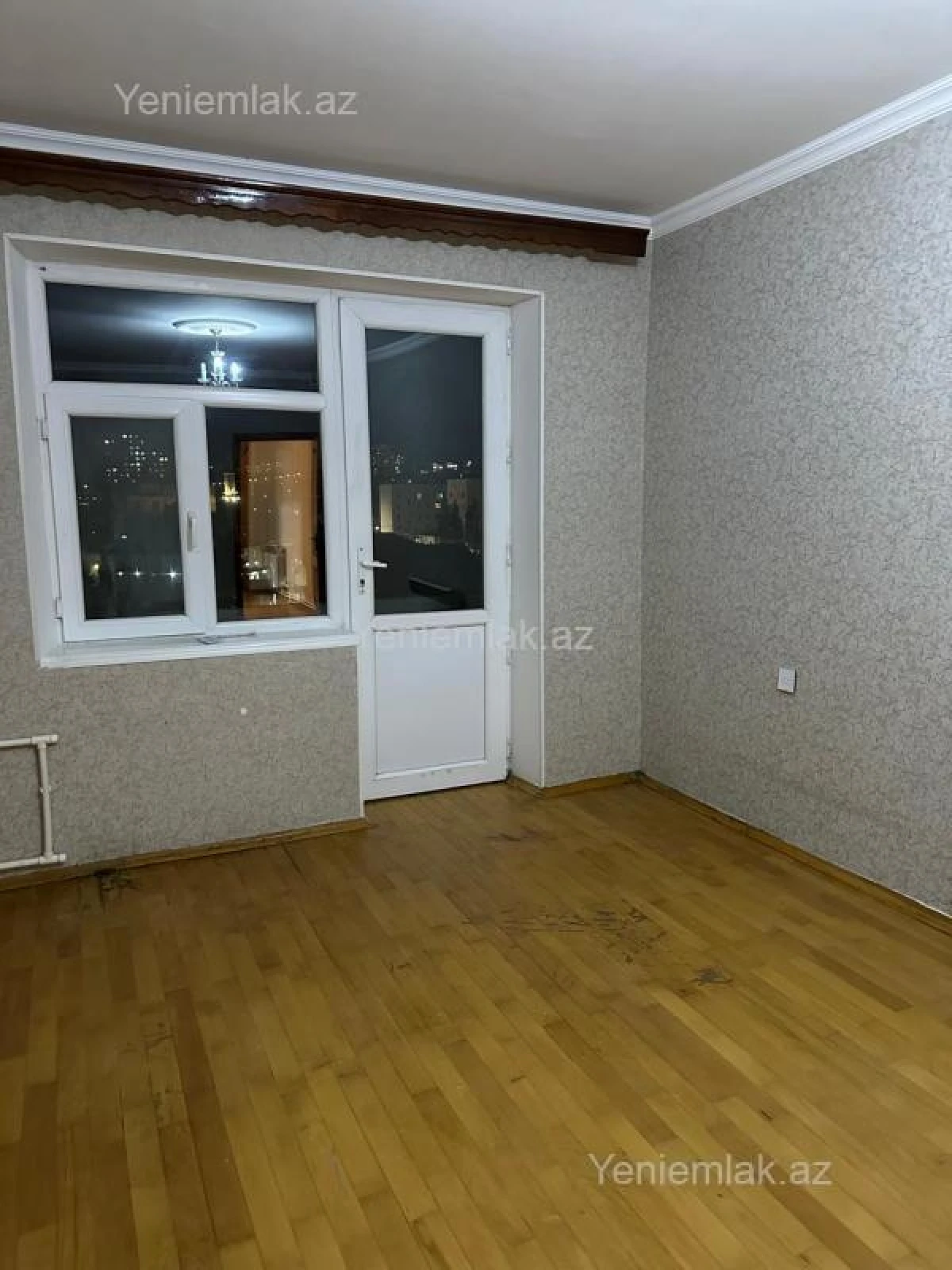 Satılır 1 otaqlı köhnə tikili 44 m²