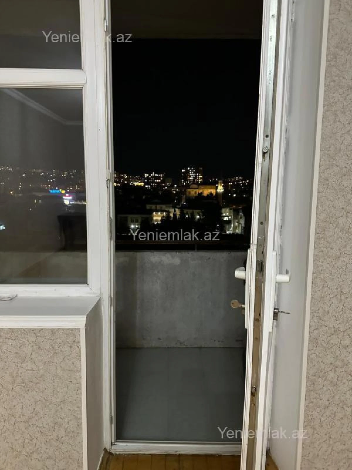 Satılır 1 otaqlı köhnə tikili 44 m²