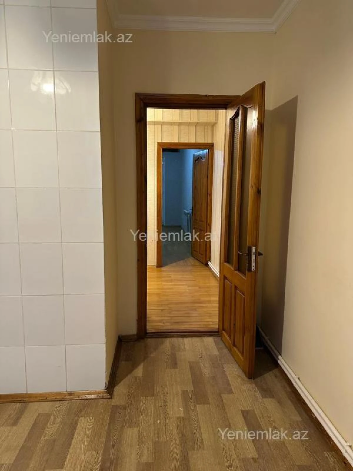 Satılır 1 otaqlı köhnə tikili 44 m²