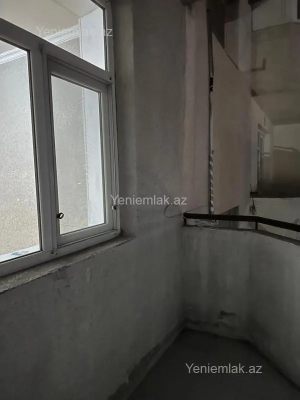 Satılır 1 otaqlı köhnə tikili 44 m²
