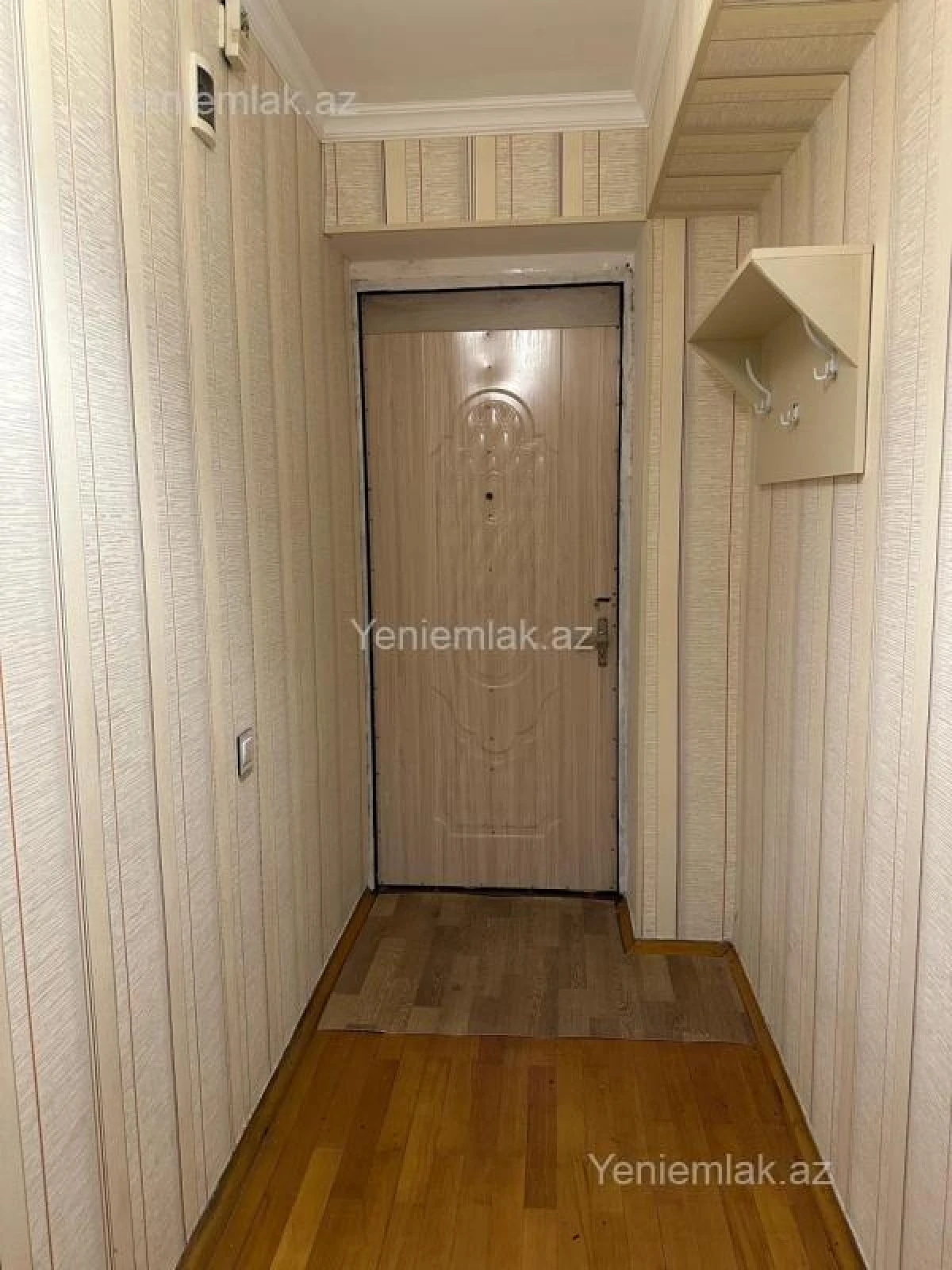 Satılır 1 otaqlı köhnə tikili 44 m²