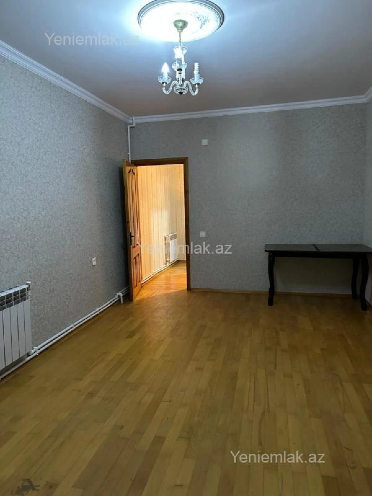 Satılır 1 otaqlı köhnə tikili 44 m²