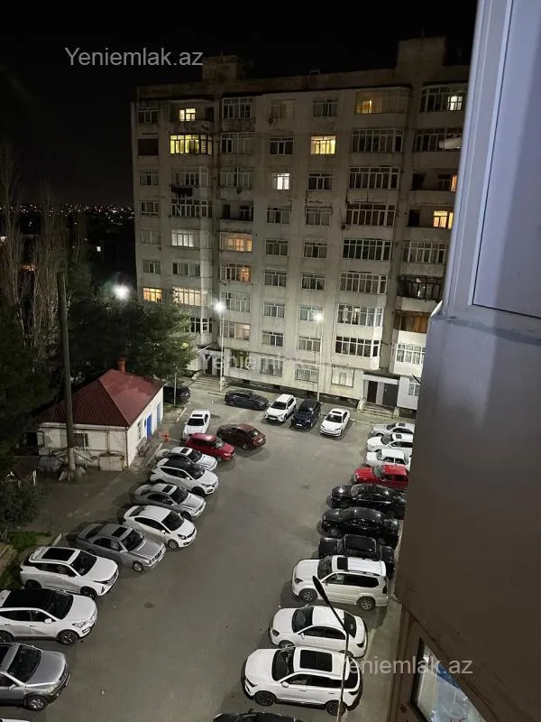 Satılır 1 otaqlı köhnə tikili 44 m²