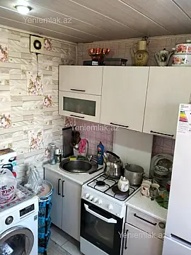 Satılır 1 otaqlı köhnə tikili 33 m²