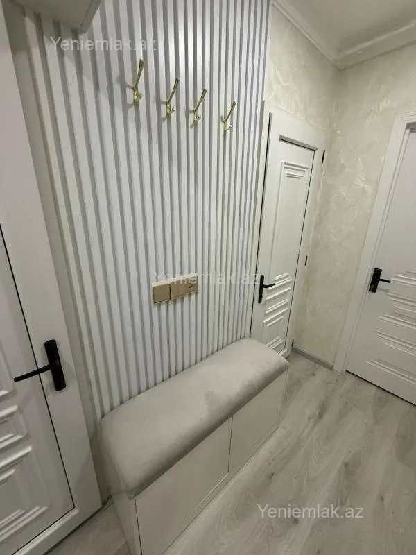 Satılır 2 otaqlı köhnə tikili 65 m²