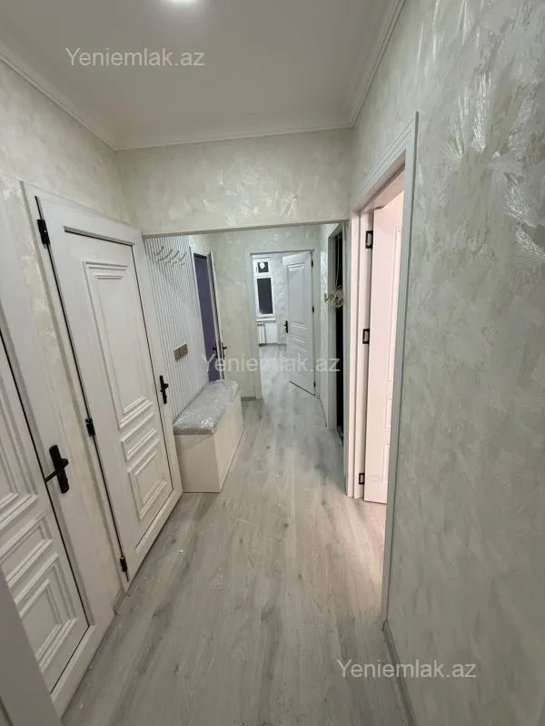 Satılır 2 otaqlı köhnə tikili 65 m²