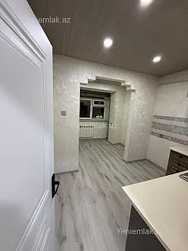 Satılır 2 otaqlı köhnə tikili 65 m²