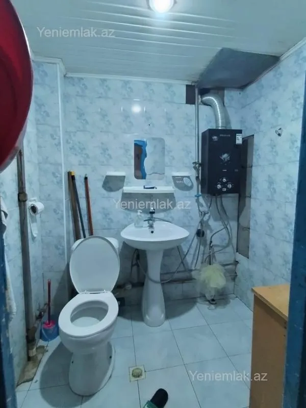 Satılır 1 otaqlı köhnə tikili 30 m²