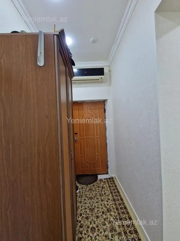 Satılır 3 otaqlı köhnə tikili 75 m²
