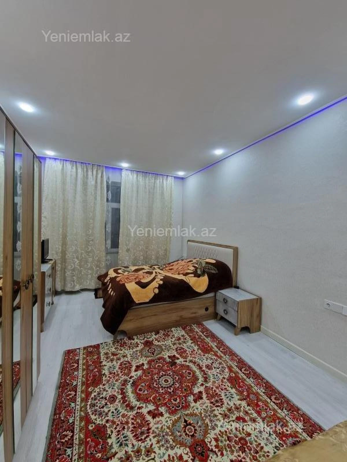 Satılır 3 otaqlı köhnə tikili 75 m²