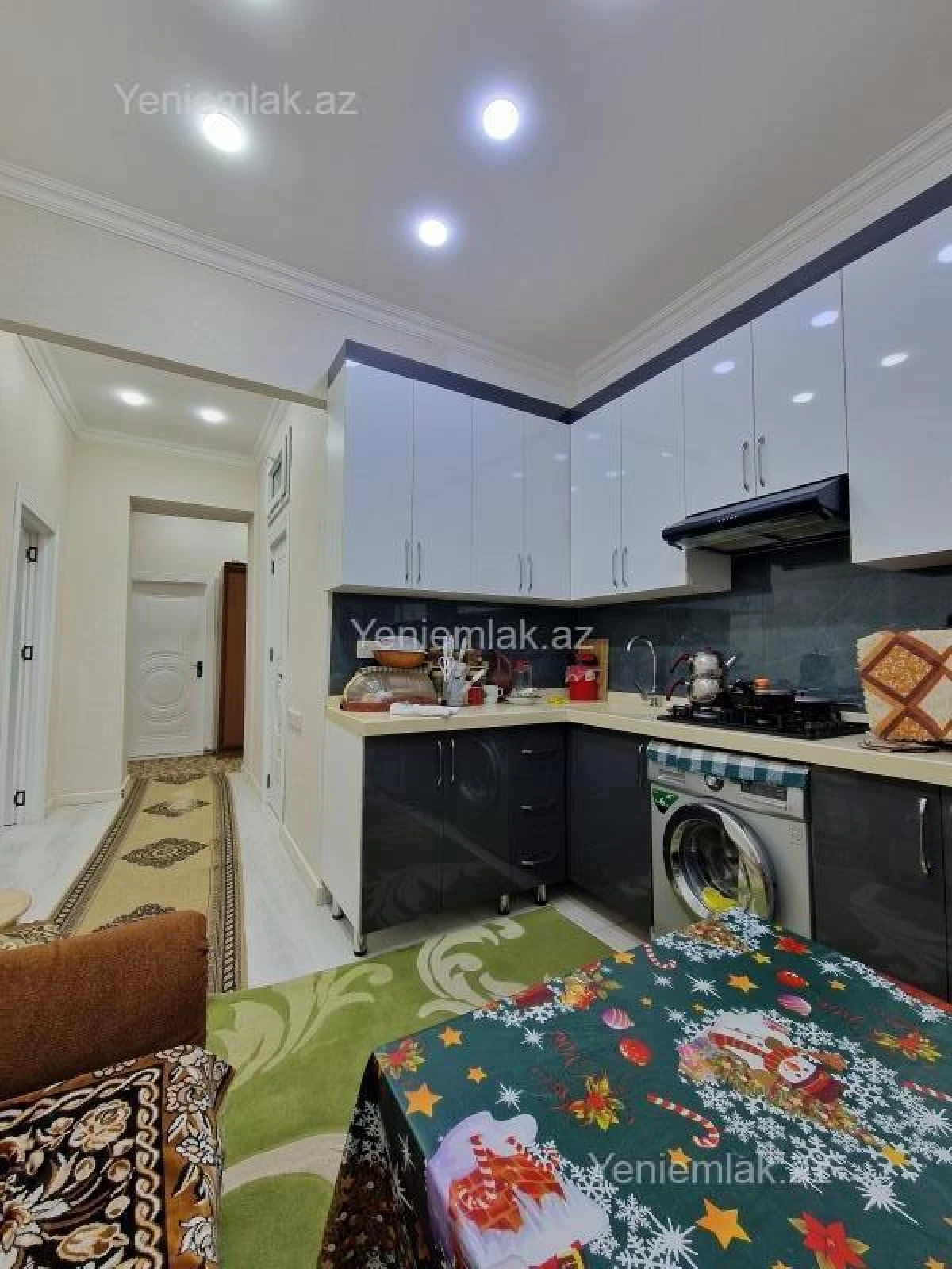 Satılır 3 otaqlı köhnə tikili 75 m²