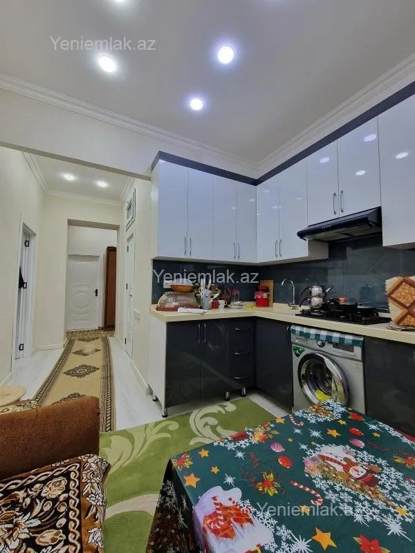 Satılır 3 otaqlı köhnə tikili 75 m²