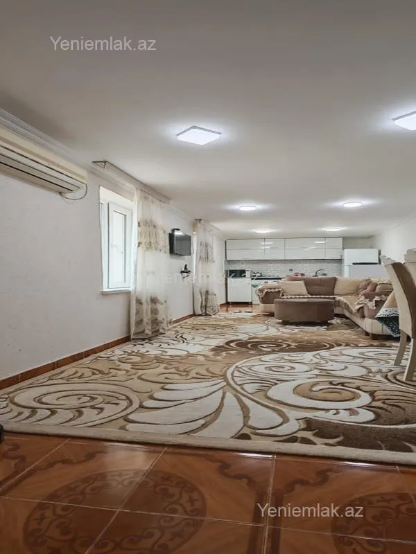 Satılır 4 otaqlı həyət evi 200 m²
