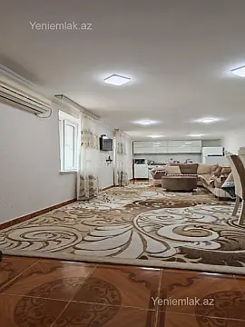 Satılır 4 otaqlı həyət evi 200 m²