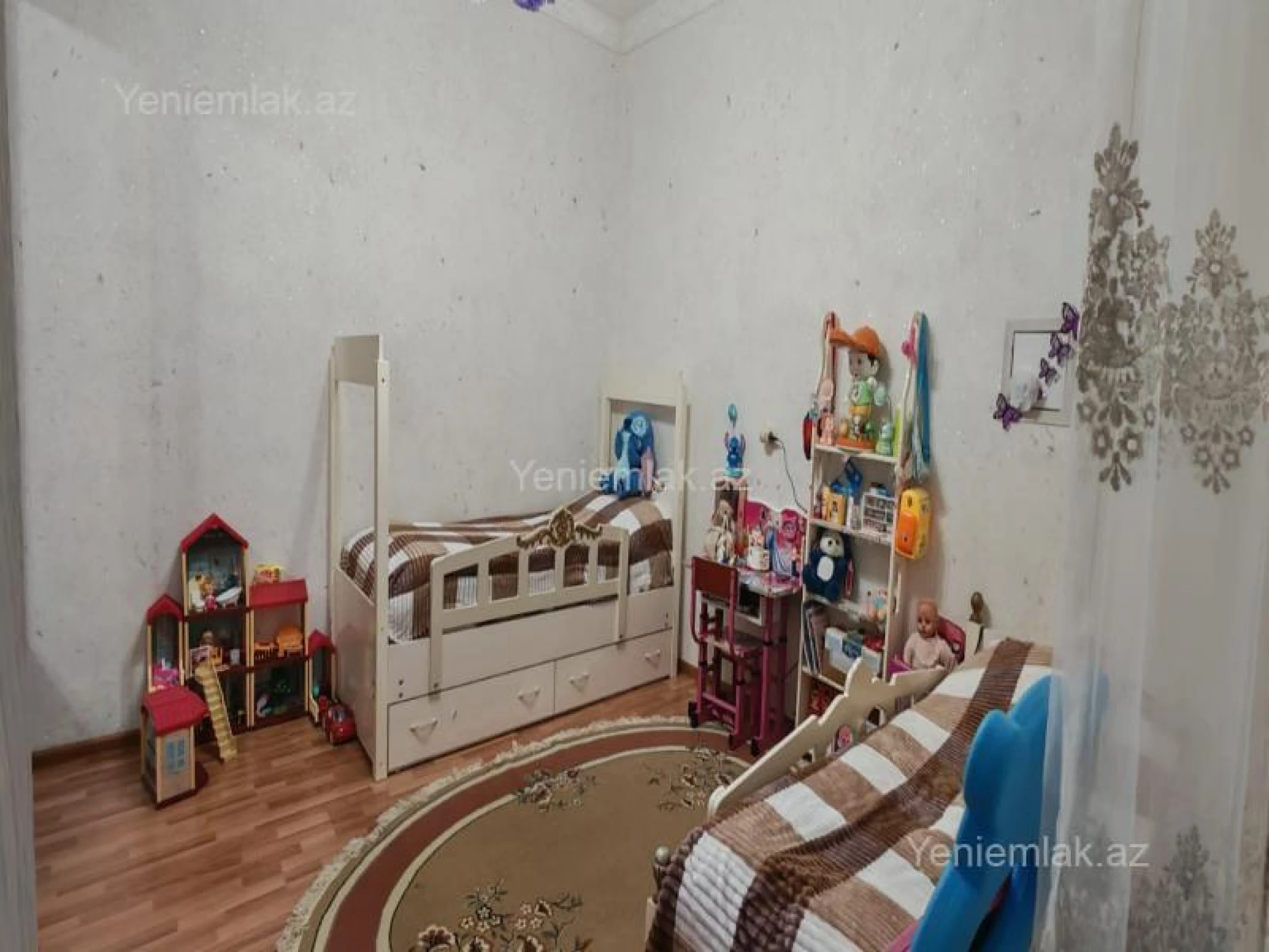 Satılır 4 otaqlı həyət evi 200 m²