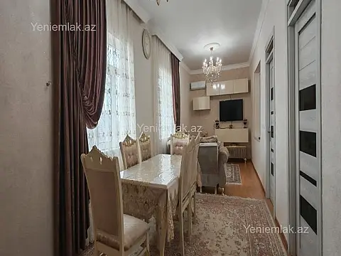 Satılır 4 otaqlı həyət evi 200 m²