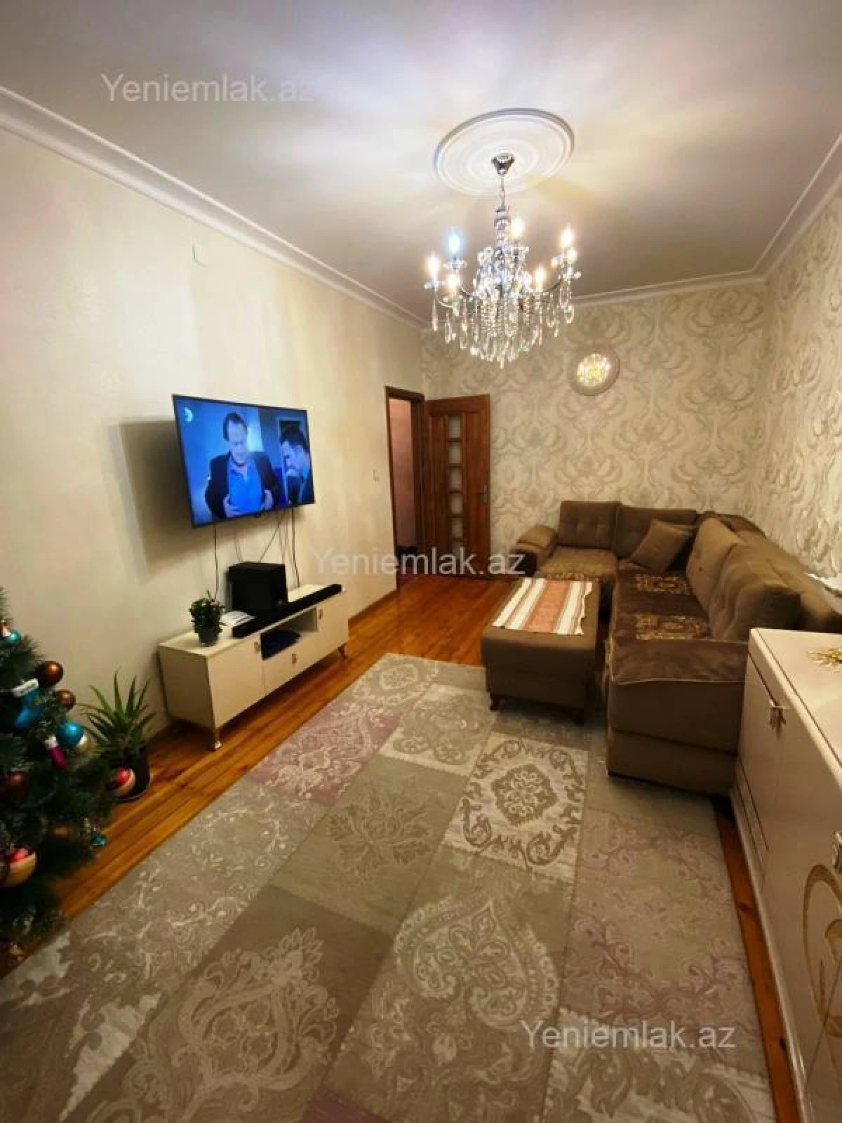 Satılır 2 otaqlı köhnə tikili 60 m²
