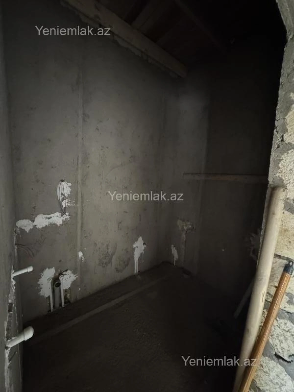 Satılır 6 otaqlı həyət evi 220 m²