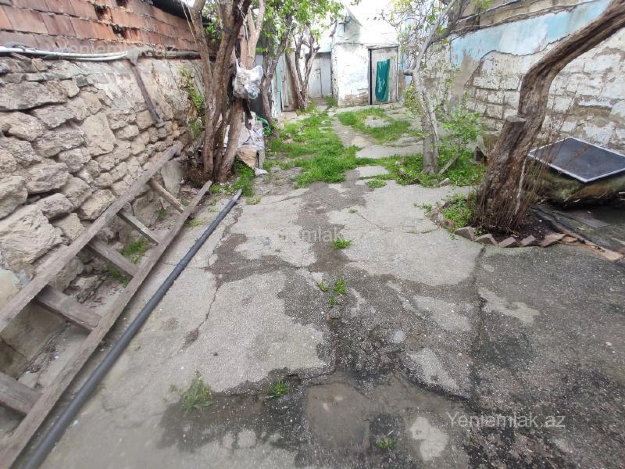 Satılır 2 otaqlı həyət evi 55 m²