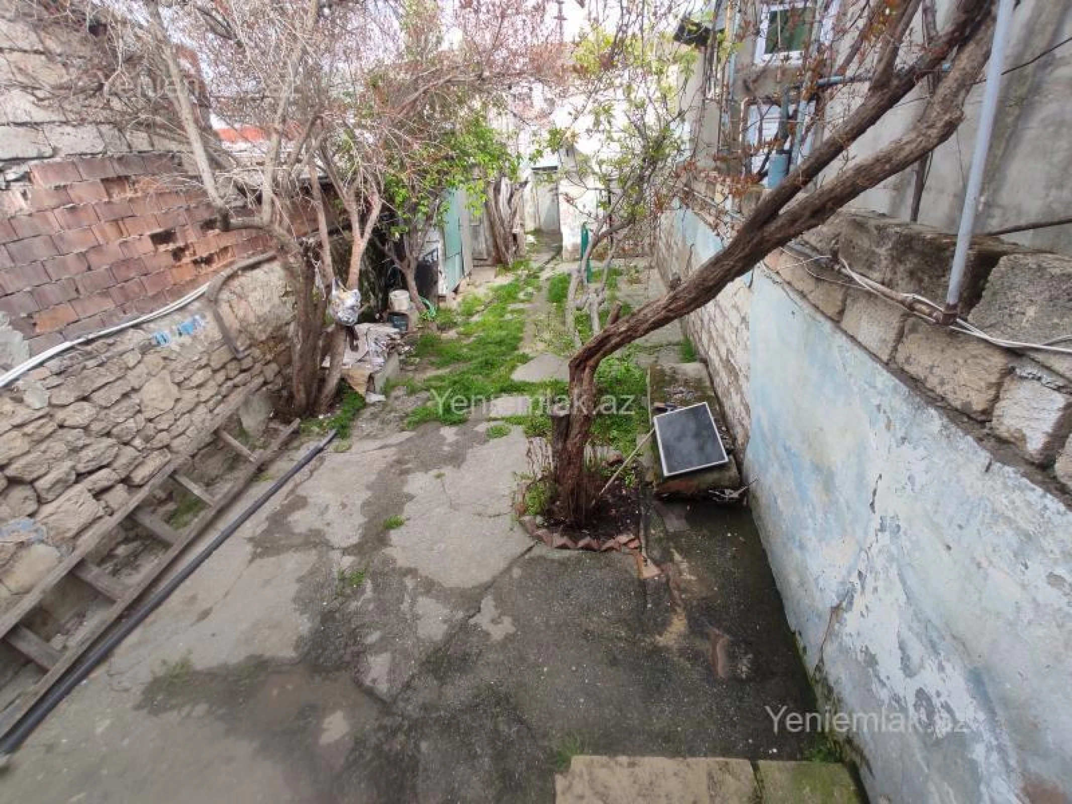 Satılır 2 otaqlı həyət evi 55 m²