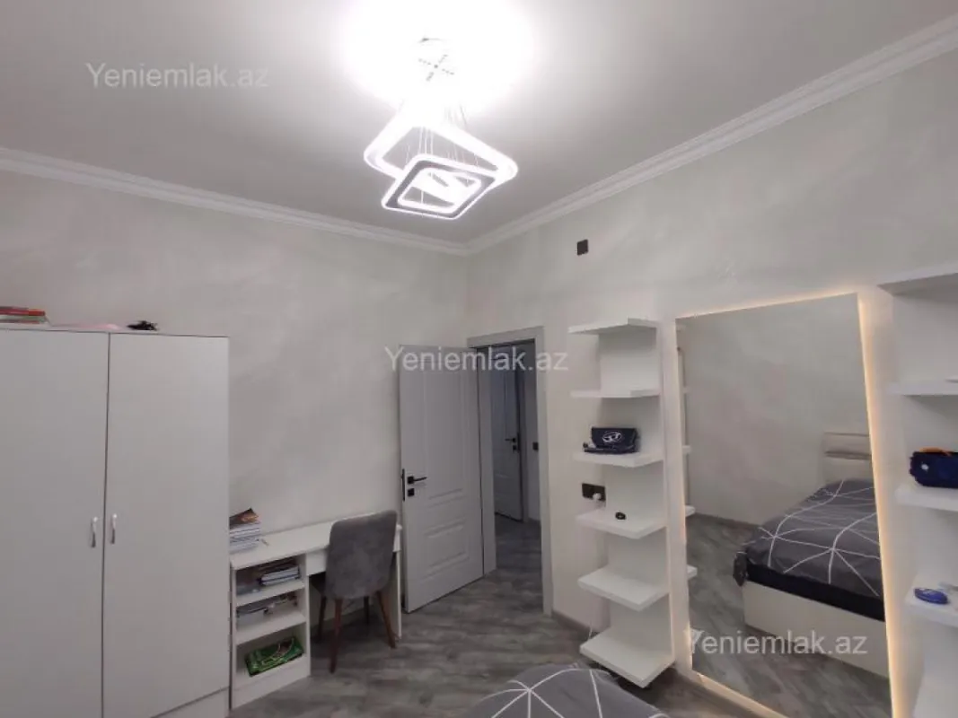 Satılır 4 otaqlı həyət evi 150 m²