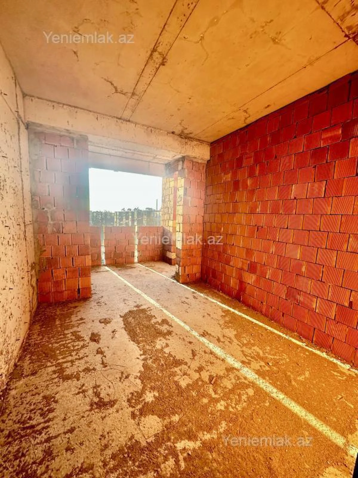 Satılır 3 otaqlı yeni tikili 110 m²