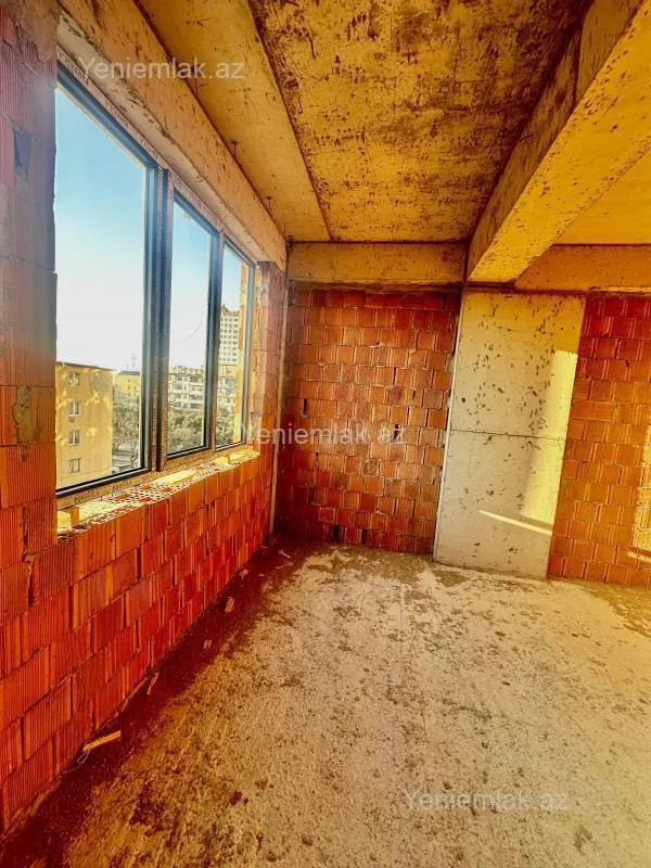 Satılır 3 otaqlı yeni tikili 110 m²