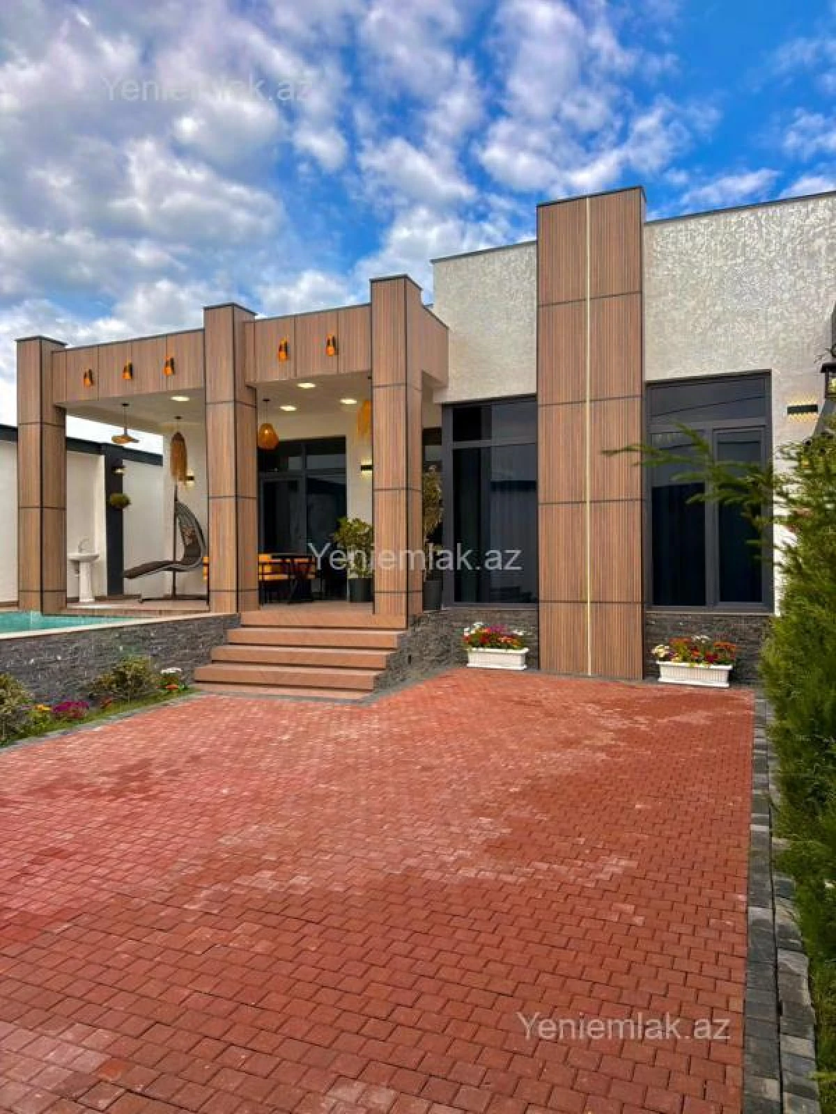 Satılır 4 otaqlı həyət evi 155 m²