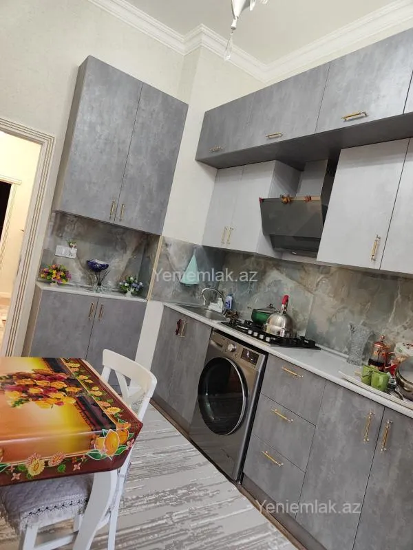 Satılır 3 otaqlı yeni tikili 98 m²