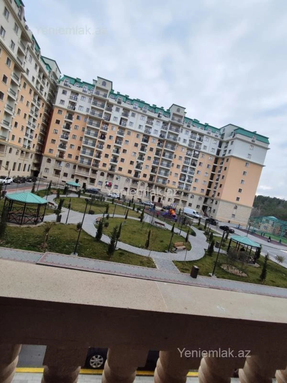 Satılır 3 otaqlı yeni tikili 98 m²