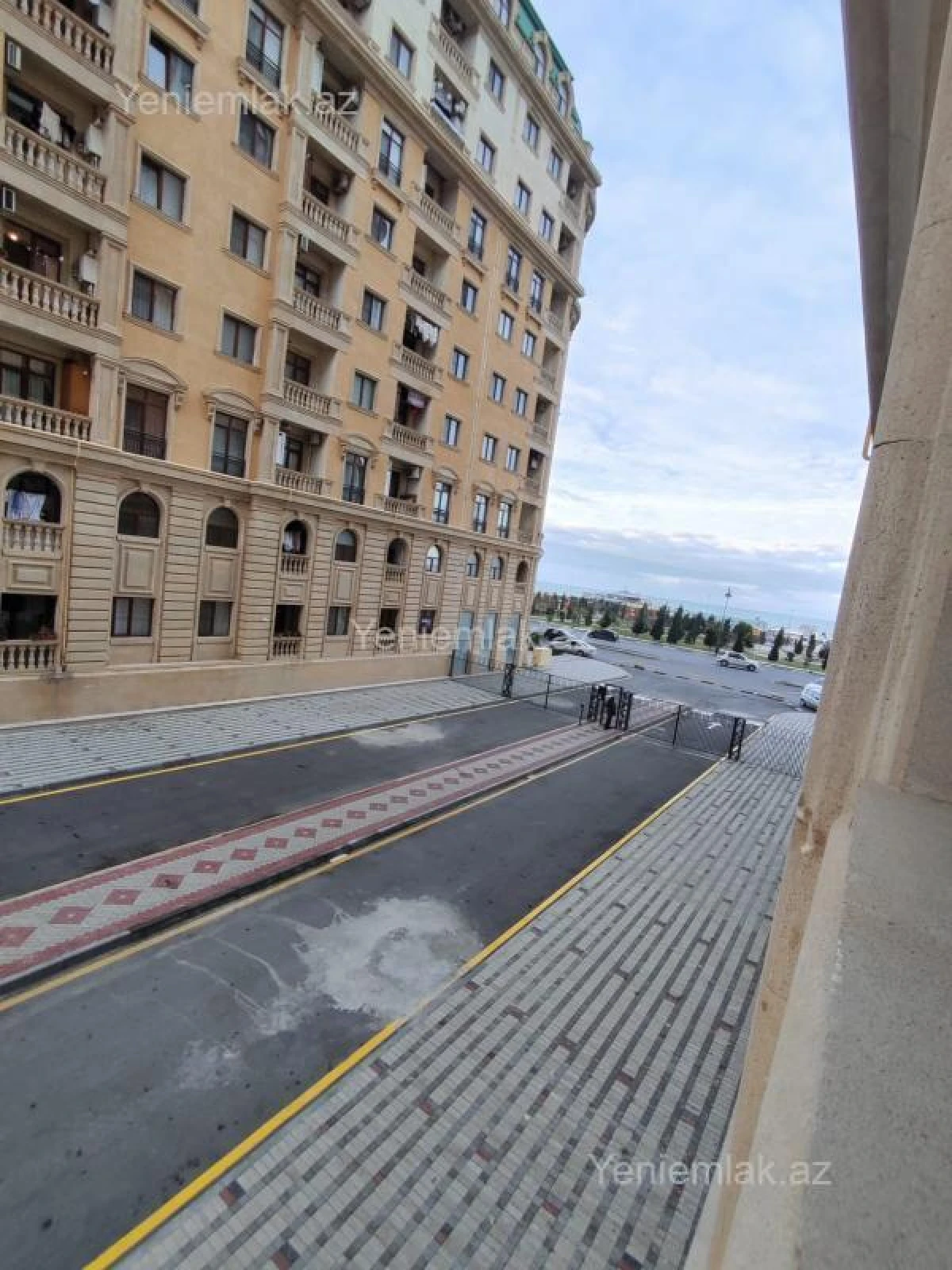 Satılır 3 otaqlı yeni tikili 98 m²