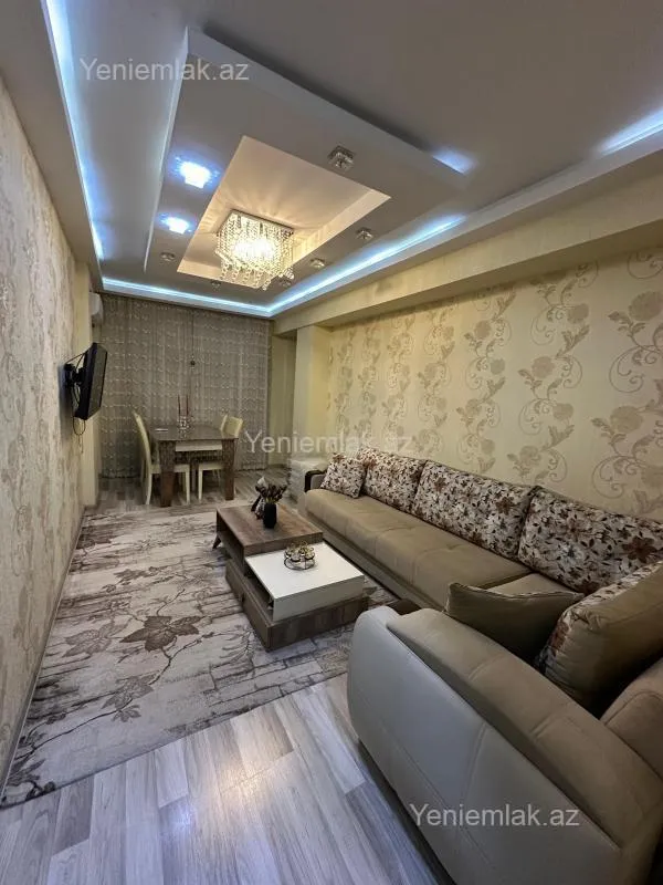Satılır 3 otaqlı yeni tikili 83 m²