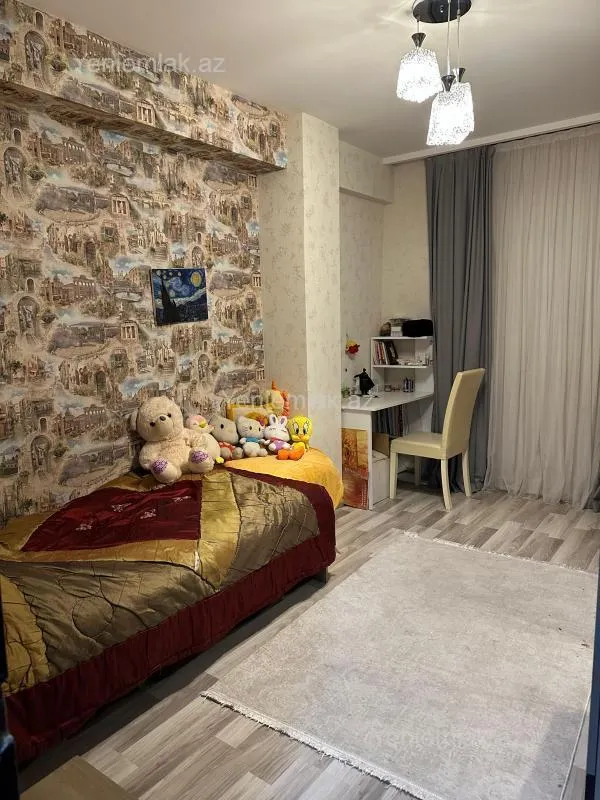 Satılır 3 otaqlı yeni tikili 83 m²