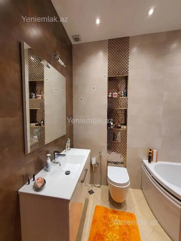Satılır 3 otaqlı yeni tikili 95 m²