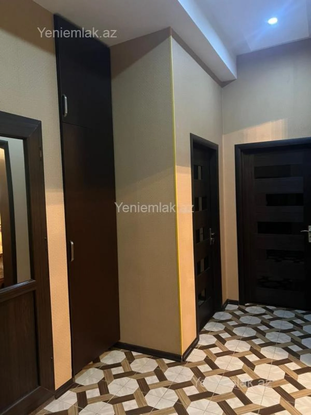 Satılır 3 otaqlı yeni tikili 78 m²
