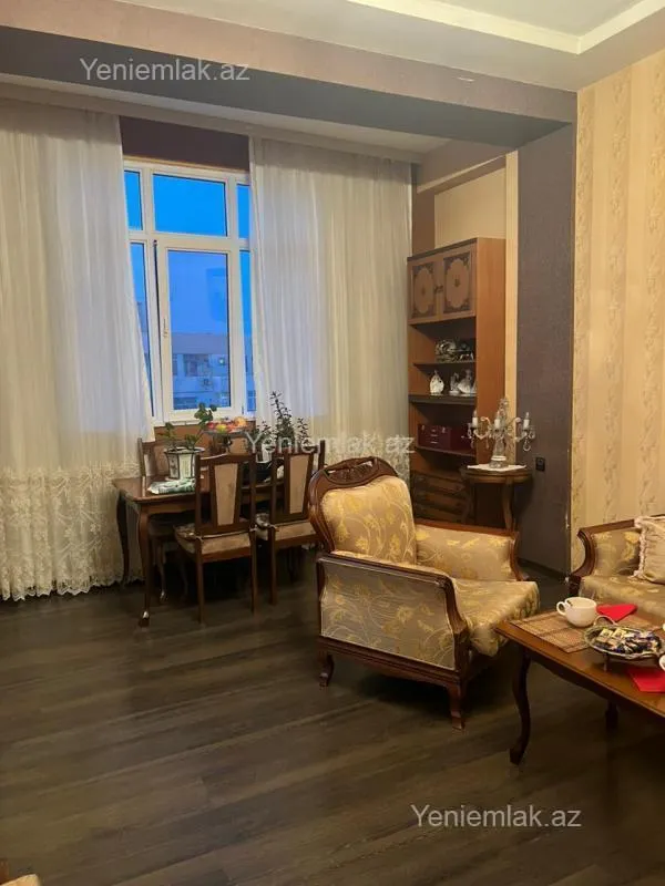 Satılır 3 otaqlı yeni tikili 78 m²