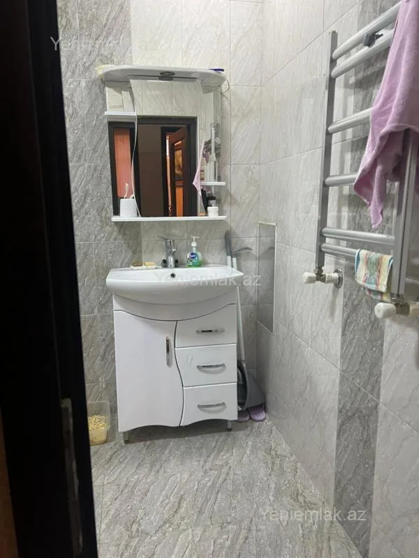 Satılır 3 otaqlı yeni tikili 78 m²