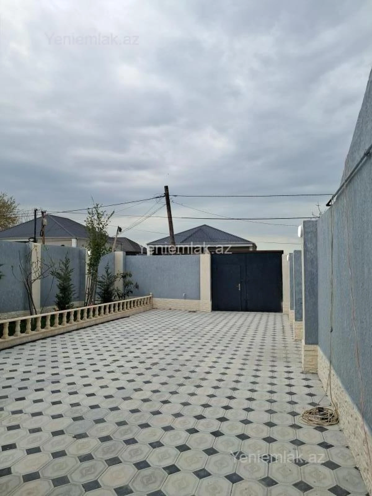 Satılır 4 otaqlı həyət evi 115 m²