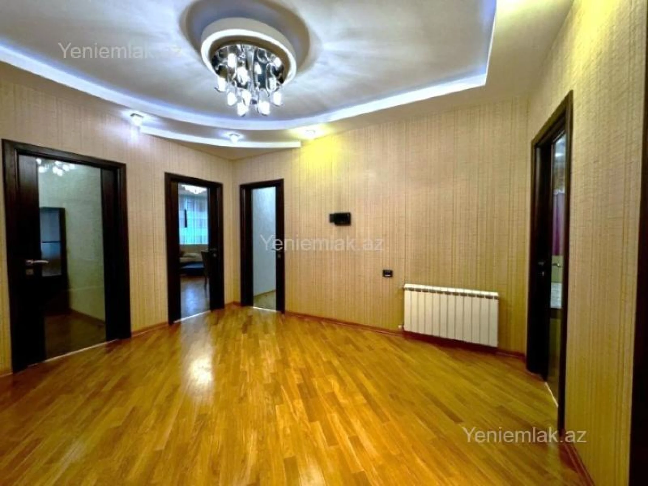 Satılır 3 otaqlı yeni tikili 145 m²